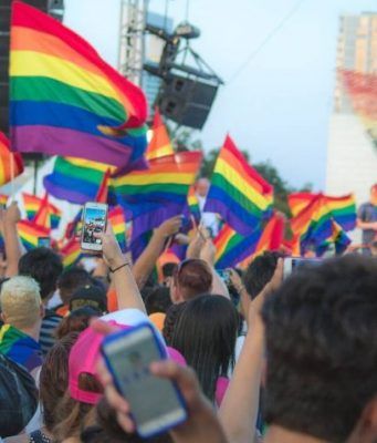 Plagio en la Marcha de la Diversidad de Monterrey