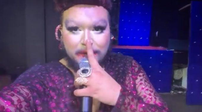 Sorprende Ana Dalay como conductora de MTY Drag Project