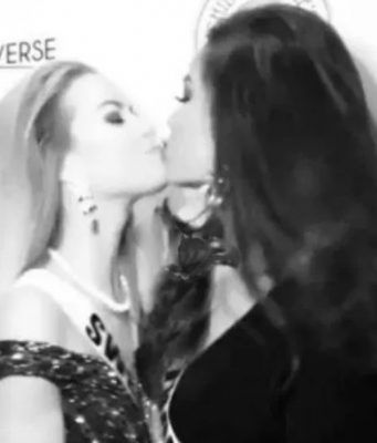 El beso entre Miss Suecia y Miss Tailandia