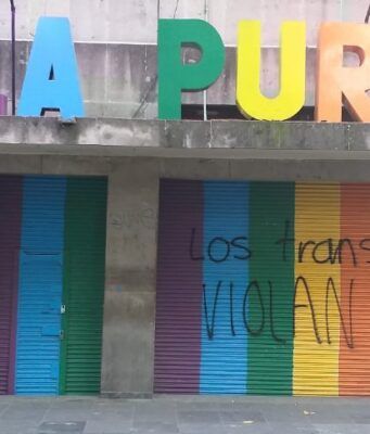 Lamentables pintas de odio en ‘La Puri’ y ‘El Marra’ icónicos antros gay de CDMX la puri