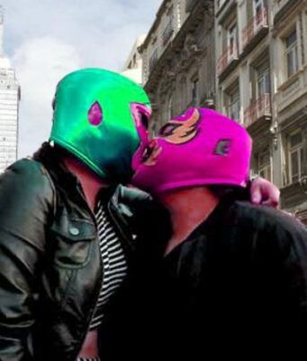 Encuesta revela: Personas LGBT en México temen mostrar su afecto en público